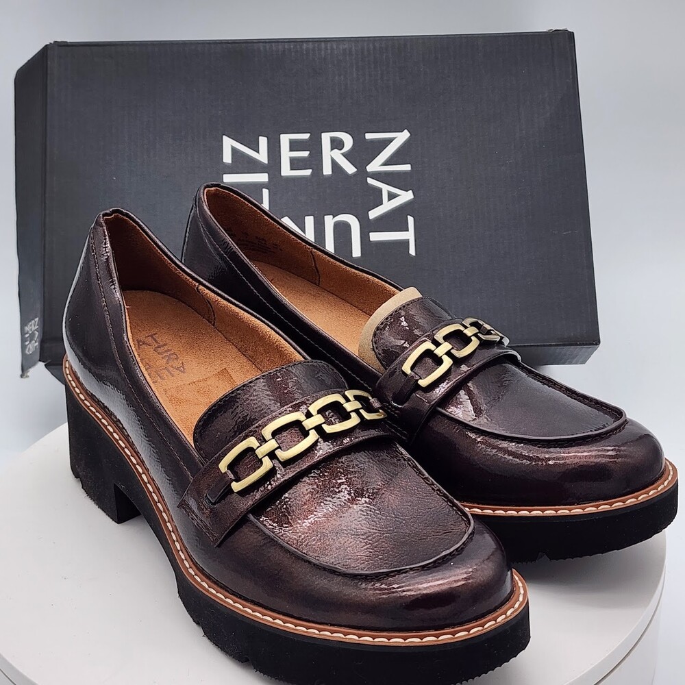 NEW Naturalizer Cabana Cinnamon Patent Chain Loafers Women's Size 9.5M Shoes